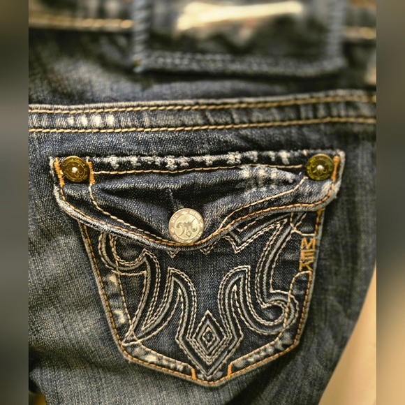 MEK Denium Embroidered Boot Cut Jeans for Women 28 x 30 - Picture 7 of 7